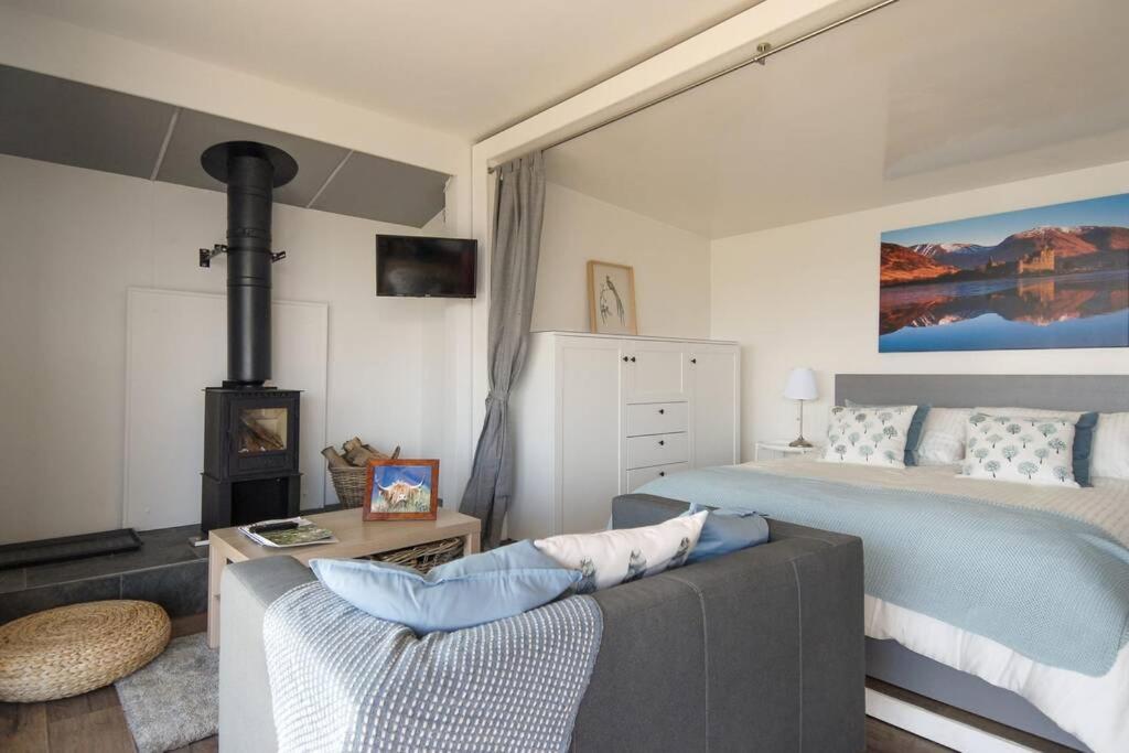 Columba Lodge, St Conan'S Escape, Idyllic Highland Getaway ดัลมัลลีย์ ภายนอก รูปภาพ